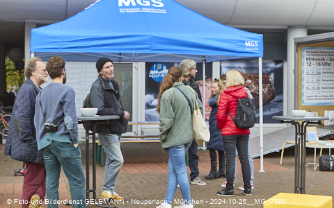 25.10.2025 - Illustrationen und Wall Art mit Katharina Konte und Architekten Herbert Kocht des Marx-Zentrum  